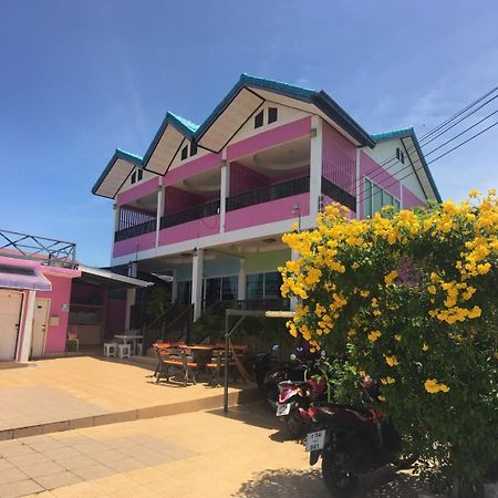 Puttaraksa Kohlarn酒店 外观 照片
